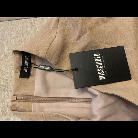 Missguided Nude Skirt - Picture 2 of 4